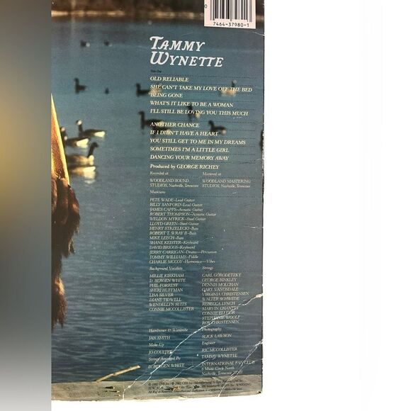 VINTAGE TAMMY WYNETTE - SOFT TOUCH 1982 EPIC RECORDS COUNTY VINYL RECORD LP 12” - Picture 4 of 8